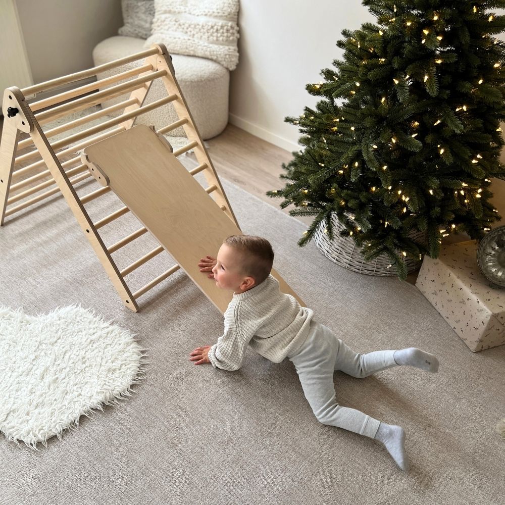 Großes Montessori Kletterdreieck mit Rutsche & Kletterleiter