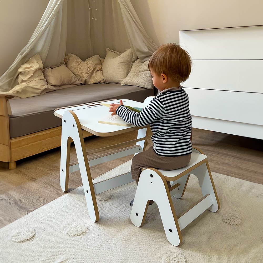 Montessori Maltisch Kinder und Kreativtisch Kinder mit Stuhl