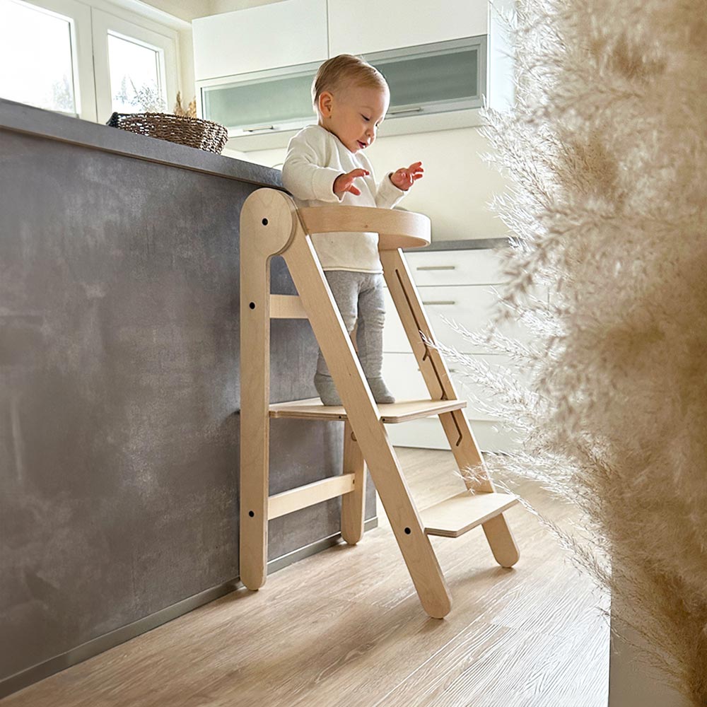 Lernturm-klappbar-Klapperspecht-mit-Kind