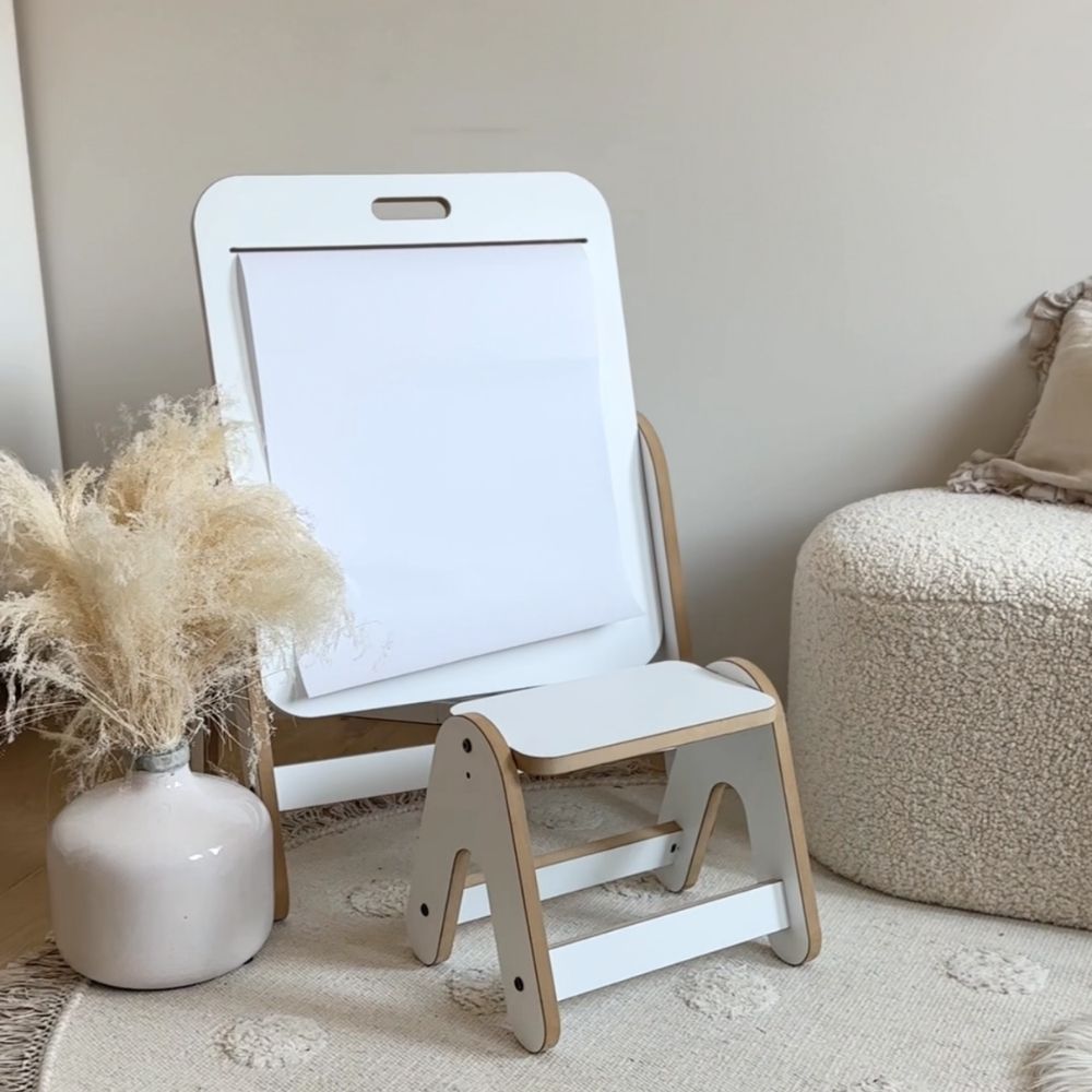 Montessori Maltisch für Kinder inklusive höhenverstellbarem Stuhl | Multifunktionales Mini-Atelier