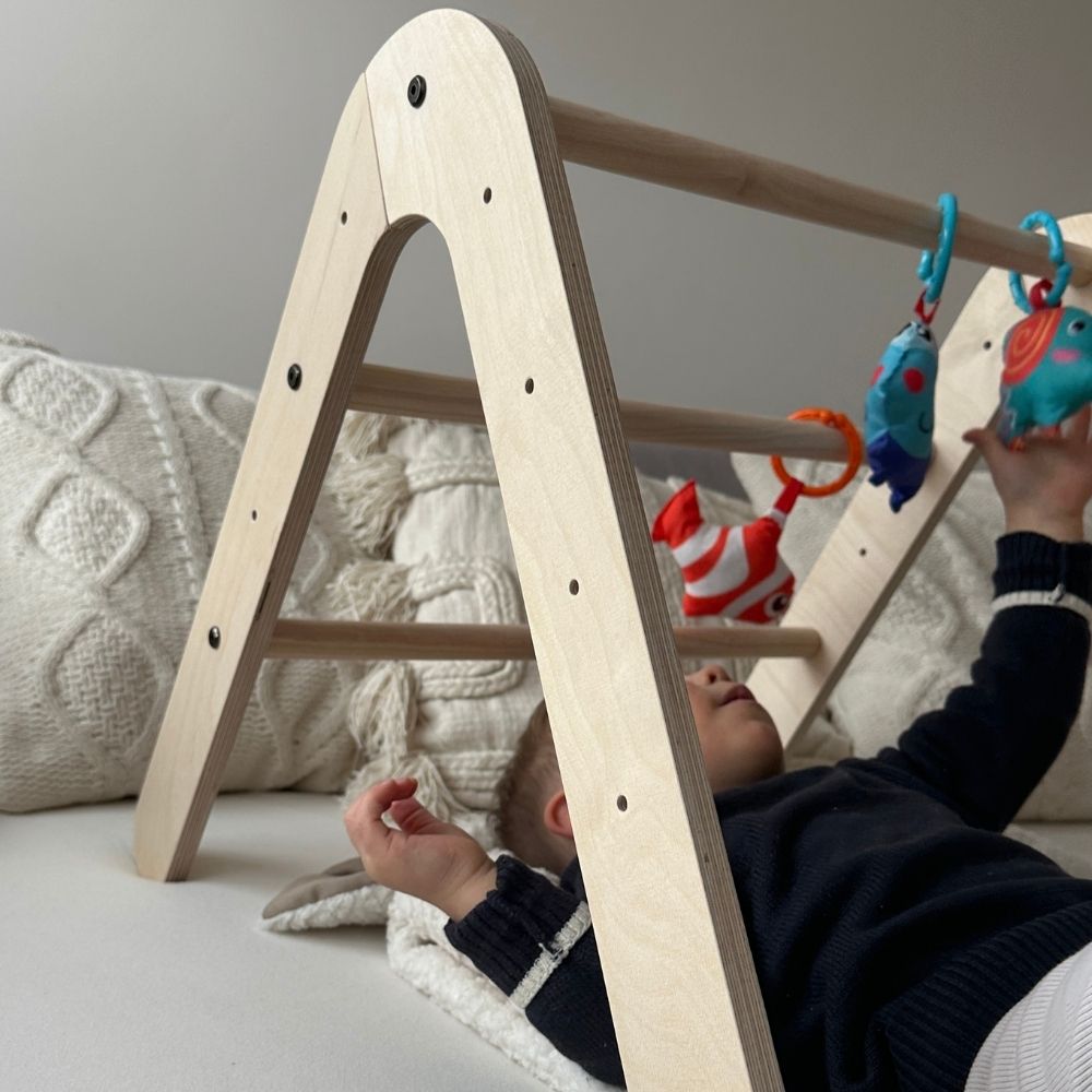 Multifunktionaler Montessori Spielbogen & Bücherregal | 2 in 1