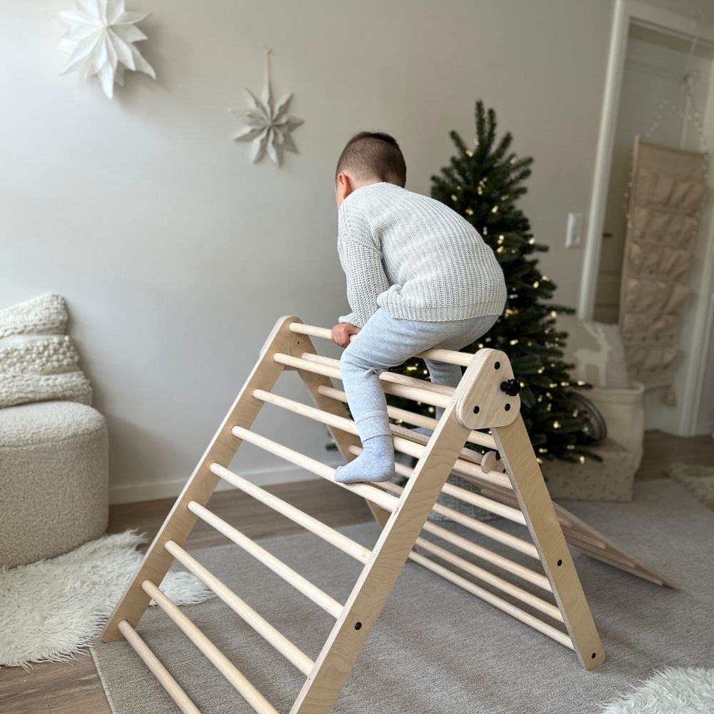 Großes Montessori Kletterdreieck mit Rutsche & Kletterleiter