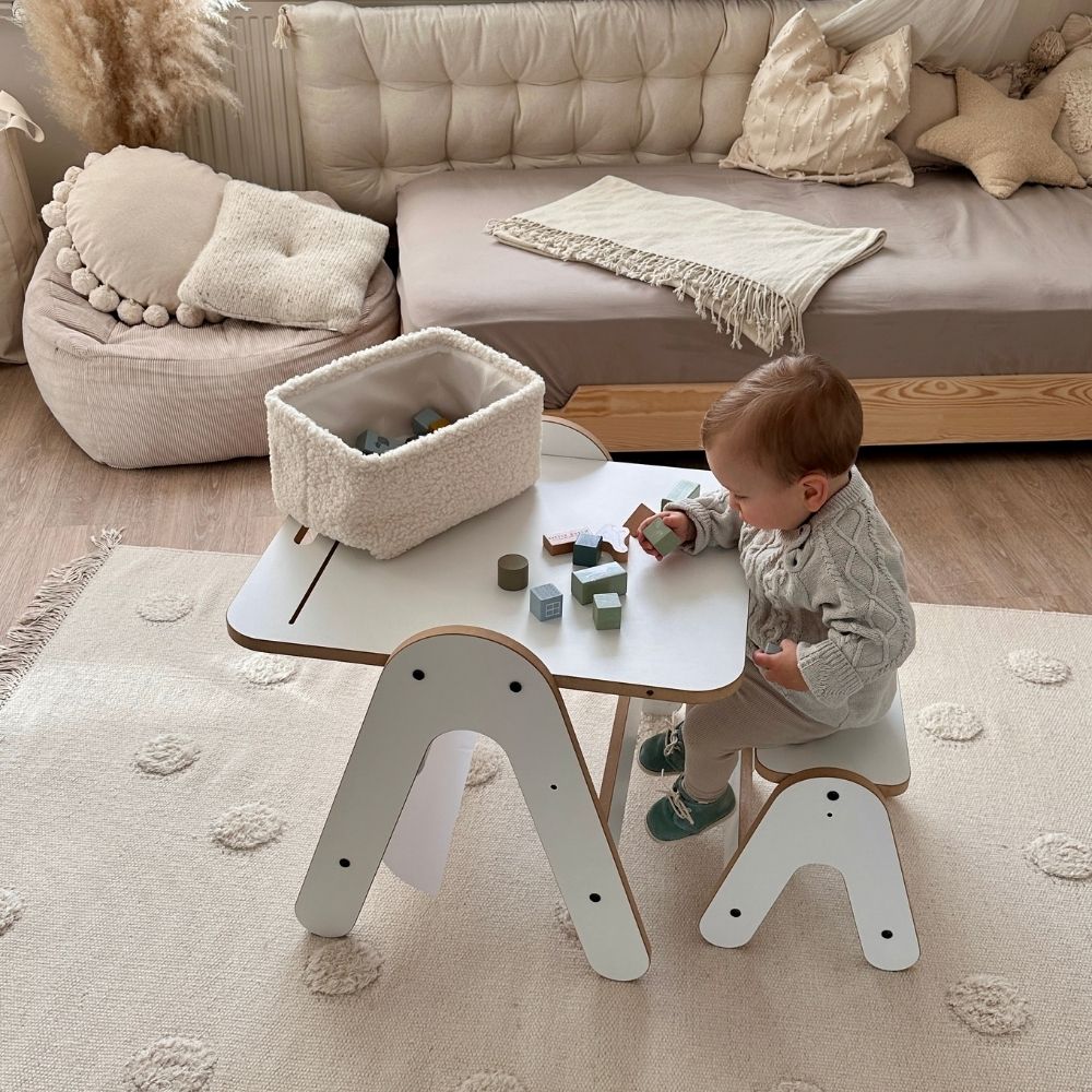 Montessori Maltisch für Kinder inklusive höhenverstellbarem Stuhl | Multifunktionales Mini-Atelier