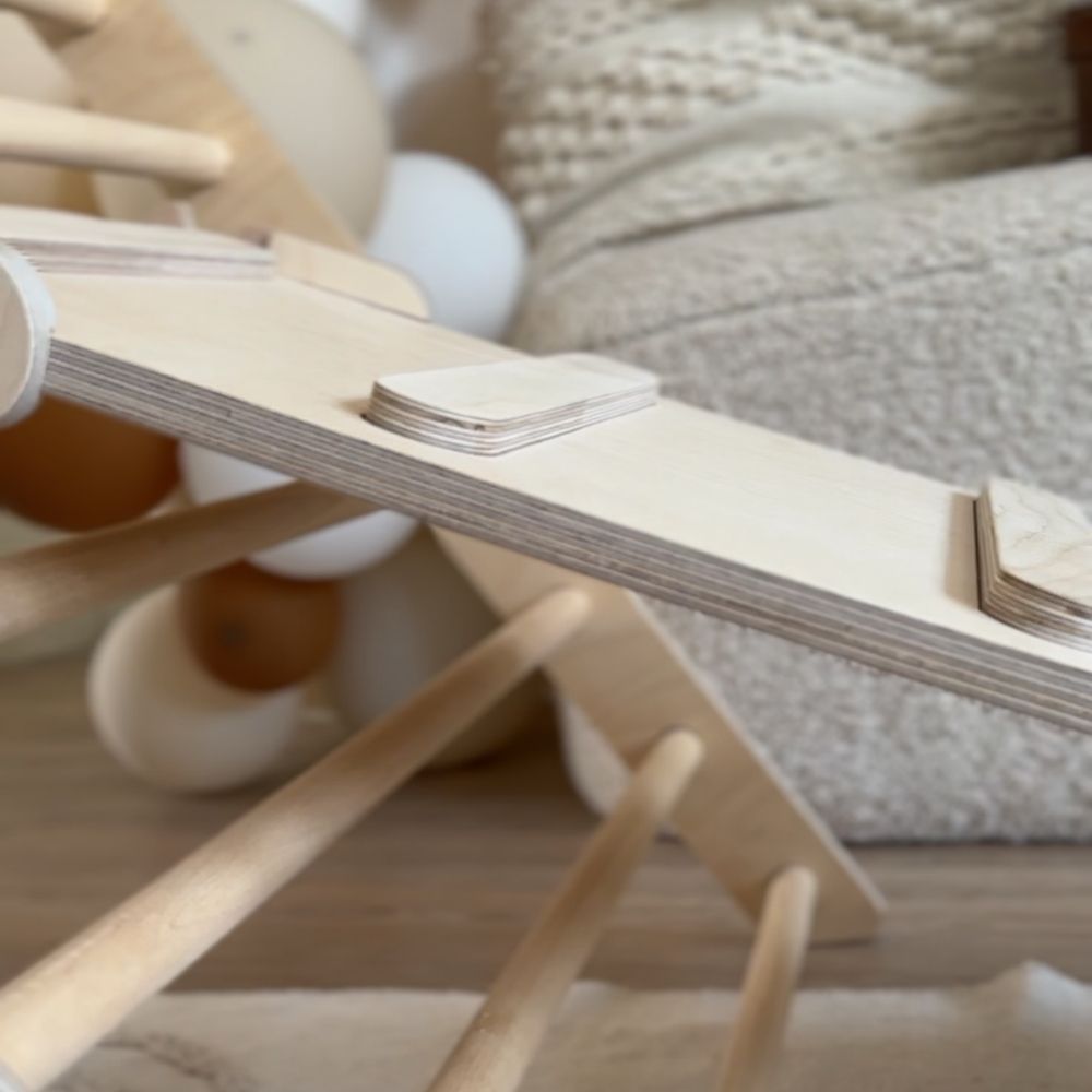 Großes Montessori Kletterdreieck mit Rutsche & Kletterleiter